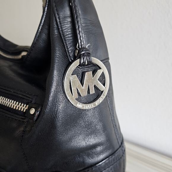 Michael Kors Fallon Black Leather Hobo Shoulder Bag - Picture 5 of 9